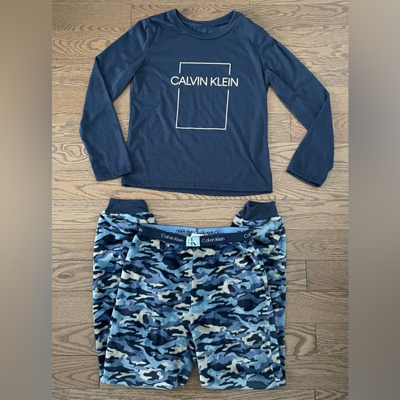 Kids Calvin Klein Pyjama Set - Fleece Bottoms - Blue Camo Print - Picture 5 of 8